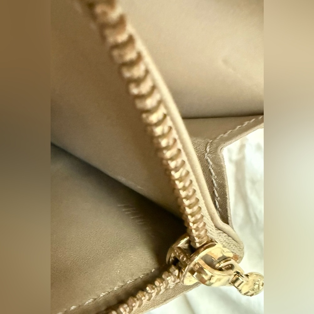 LV vernis long wallet - Picture 6 of 6